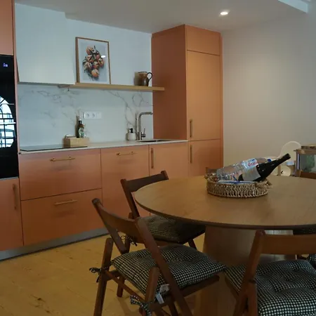 Alfaiate House דירה *